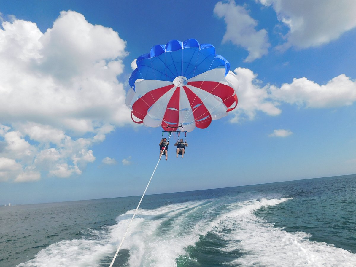 rudee tours parasailing