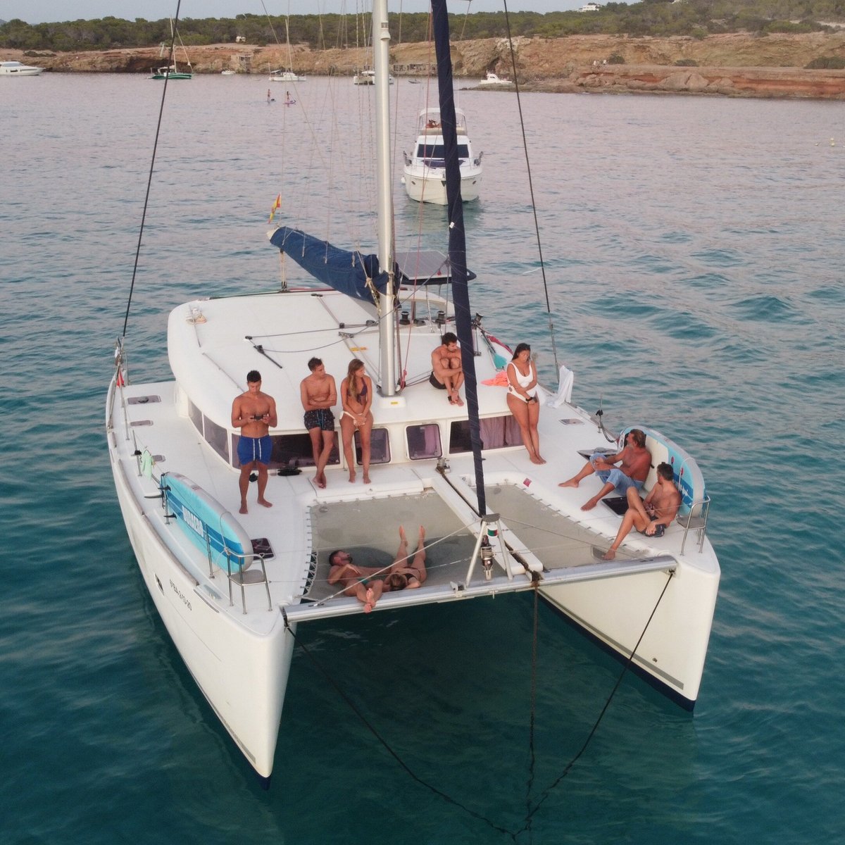 paseos en catamaran puerto de olivos