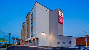 Best Western Plus Philadelphia-Pennsauken Hotel in Pennsauken, image may contain: Hotel, Office Building, City, Inn
