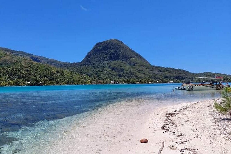 huahine lagoon tour