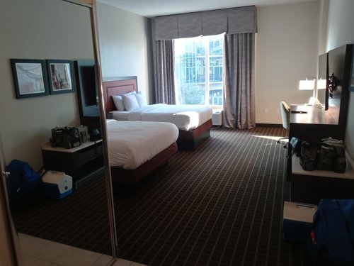 HAMPTON INN & SUITES GREENVILLE-DOWNTOWN-RIVERPLACE $140 ($̶1̶5̶5̶ ...