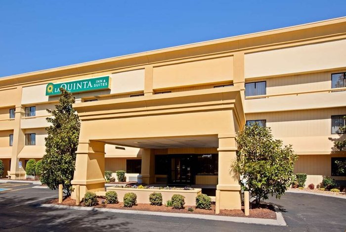 La Quinta Inn & Suites by Wyndham Nashville Airport (C̶$̶1̶2̶0̶) C$113 ...