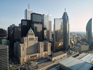 Fairmont Royal York in Toronto, image may contain: City, Urban, Cityscape, High Rise
