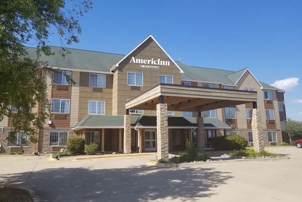 AMERICINN BY WYNDHAM GALESBURG $76 ($̶9̶8̶) - Updated 2023 Prices ...