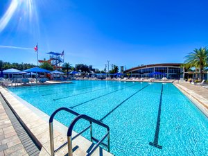 Piscine et plage