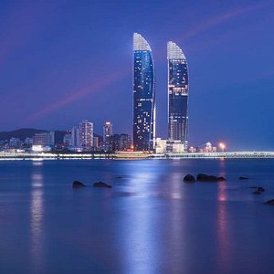 Conrad Xiamen in Xiamen, image may contain: City, Cityscape, Urban, Waterfront