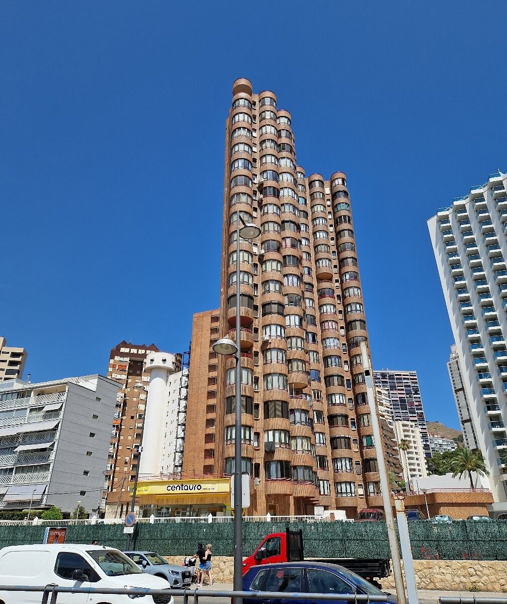 2 CALLE DE BERLIN BUILDING (Benidorm) - All You Need to Know BEFORE You Go