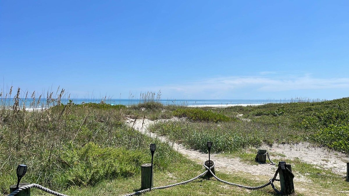 SOUTH BEACH INN - Updated 2024 Prices & Hotel Reviews (Cocoa Beach, FL)