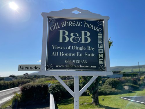 CILL BHREAC HOUSE B&B (Dingle) - B&B Reviews, Photos, Rate Comparison ...