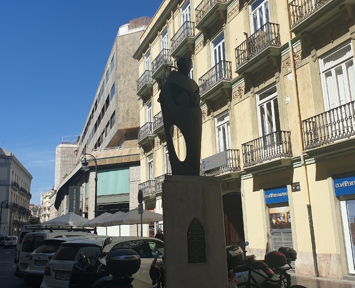 MONUMENTO SAN VICENTE FERRER (Valencia): All You Need to Know