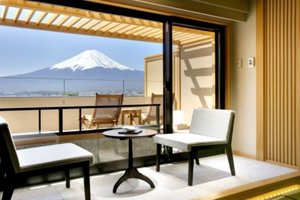 Room & Suite