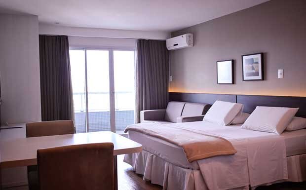 Quarto Casal (padrão cama king size)