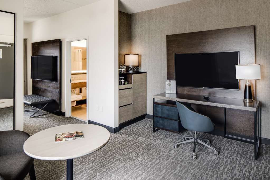 Hotel photo 60 of DoubleTree by Hilton Hotel & Suites Jersey City.