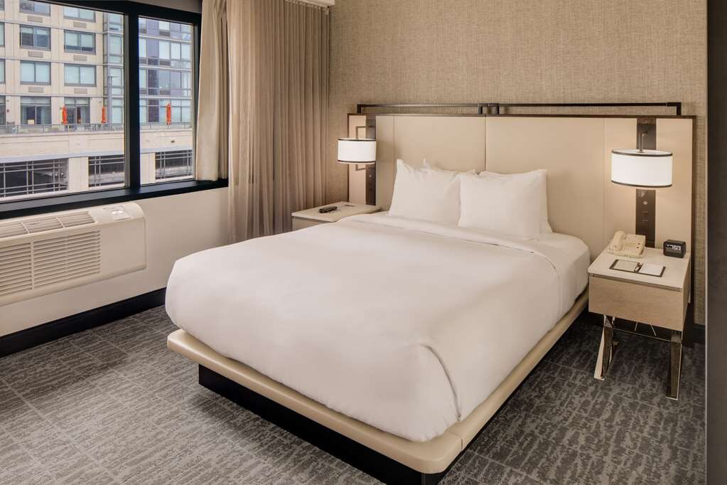 Hotel photo 55 of DoubleTree by Hilton Hotel & Suites Jersey City.