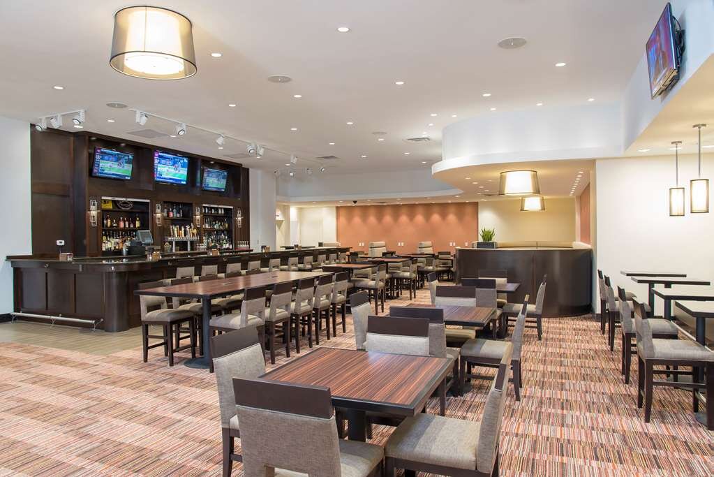 Hotel photo 106 of DoubleTree by Hilton Hotel Grand Rapids Airport.