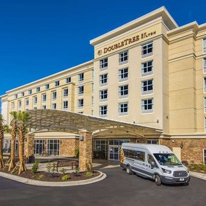 DoubleTree by Hilton Hotel North Charleston - Convention Center in North Charleston, image may contain: Hotel, Building, Architecture