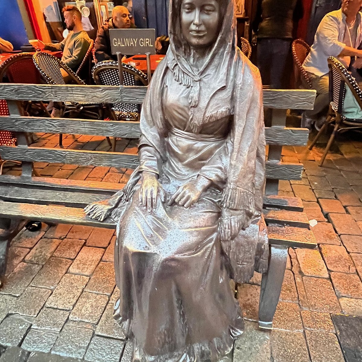 galway-girl-statue-all-you-need-to-know-before-you-go