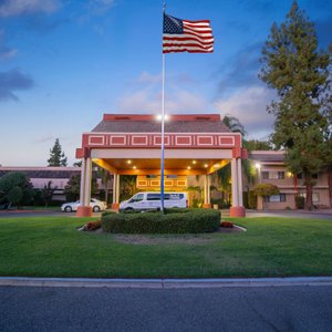 Piccadilly Inn Airport in Fresno