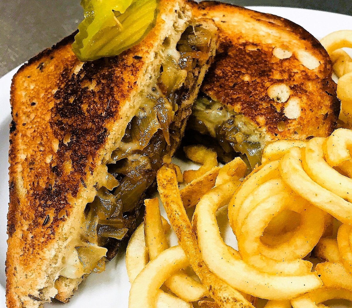 HARDEN'S HAMBURGERS & MORE, Tulsa - Photos & Restaurant Reviews - Order