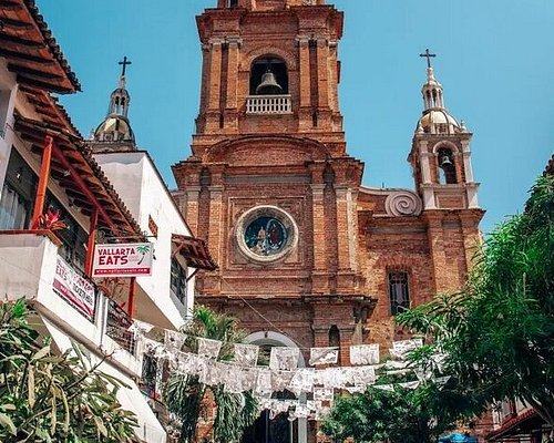 Puerto Vallarta- mexican town filled with charm and bugenvillas 