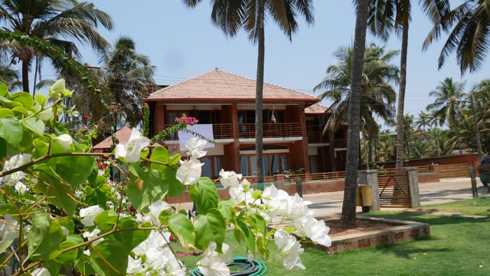 VILLA MALPE (Badanidiyoor) - Guesthouse Reviews, Photos, Rate ...