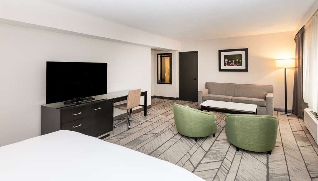 Hotel photo 56 of DoubleTree by Hilton Newark Penn Station.