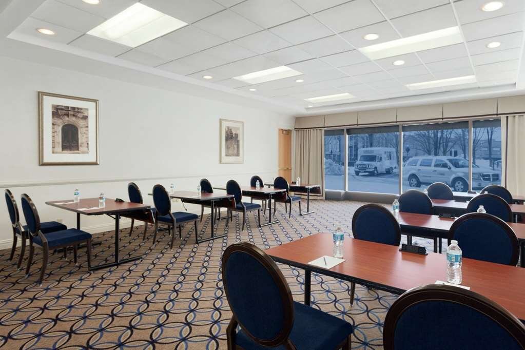 Hotel photo 74 of DoubleTree by Hilton Newark Penn Station.
