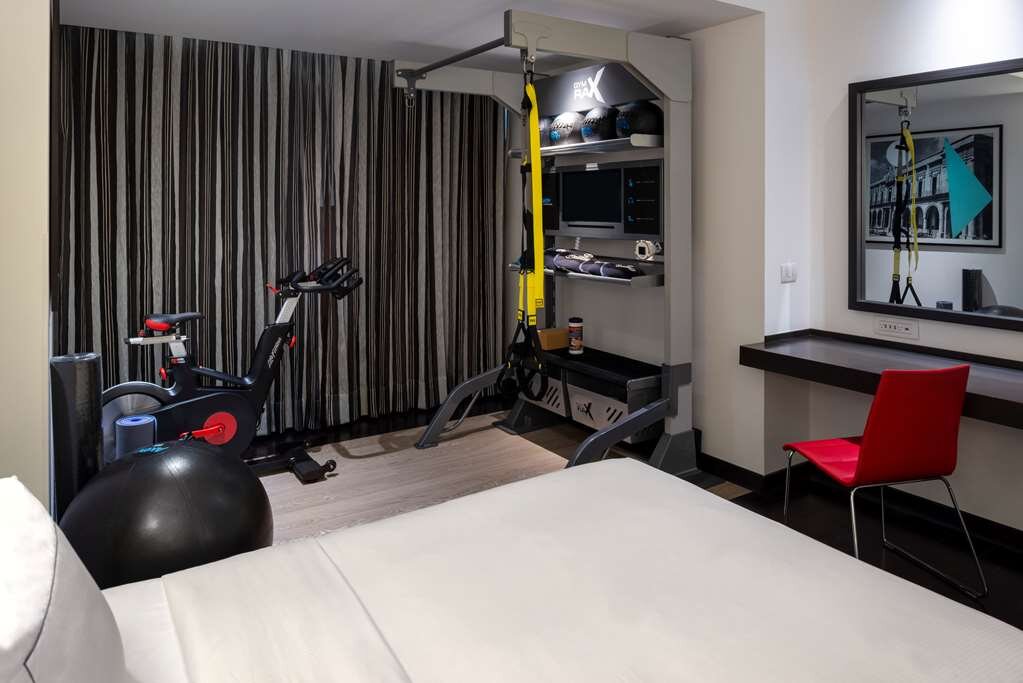 Hotel photo 10 of DoubleTree by Hilton Guadalajara Centro Historico.
