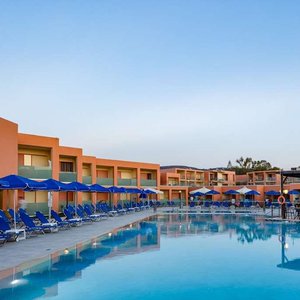 Pool - outdoor
