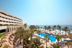 Occidental Sharjah Grand in Sharjah, image may contain: Resort, Hotel, Summer, Waterfront