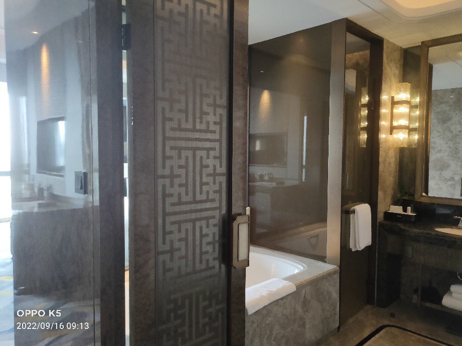 Hotel photo 16 of Wanda Vista Zhengzhou.