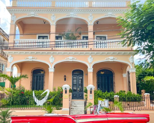 VOYA Boutique Hotel