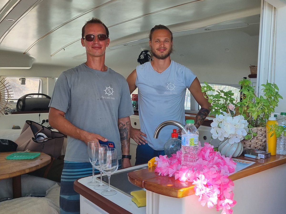 sailing jona catamaran charter