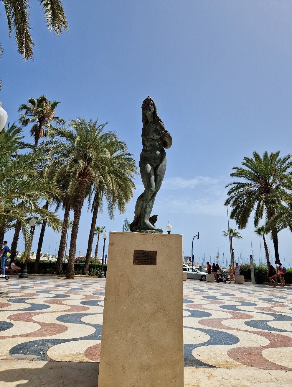 MUJER STATUE (Alicante): All You Need to Know BEFORE You Go