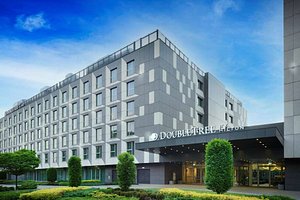 Doubletree By Hilton Krakow Hotel & Convention Center in Krakow, image may contain: Office Building, City, Condo, Hotel