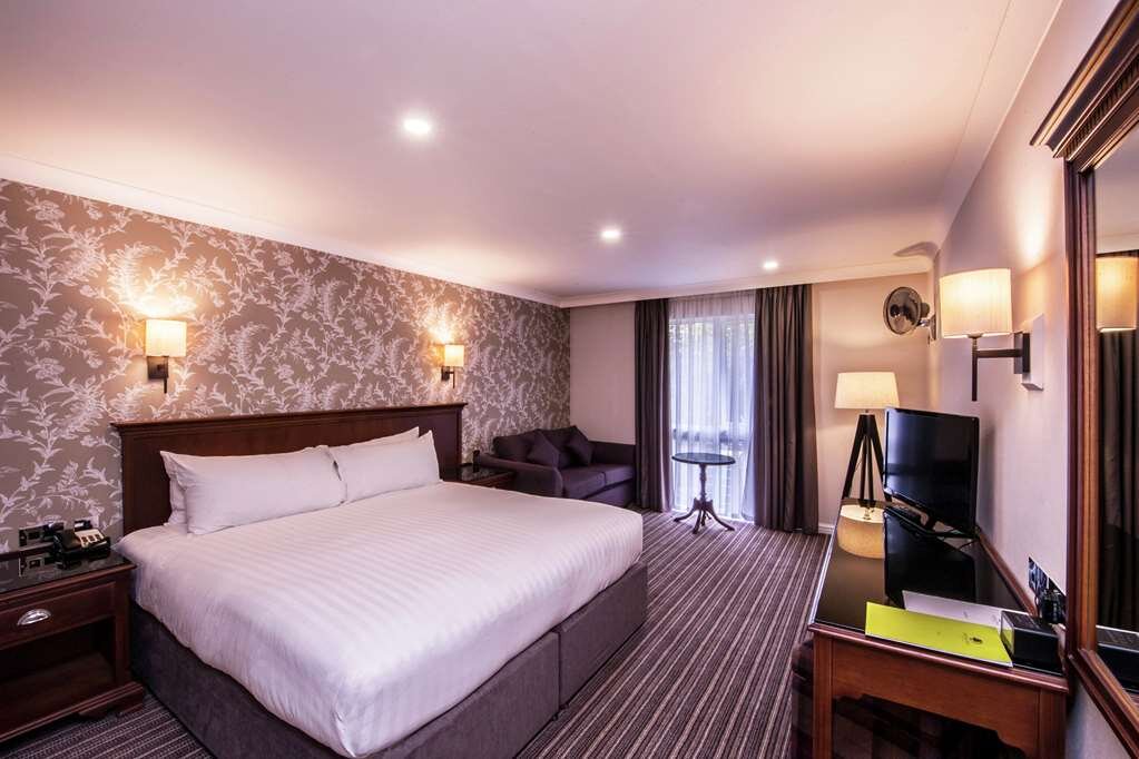 DOUBLETREE BY HILTON CHELTENHAM (Charlton Kings) - Hotel Reviews ...