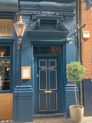 THE BULL & THE HIDE - Updated 2024 Prices, Reviews (London)