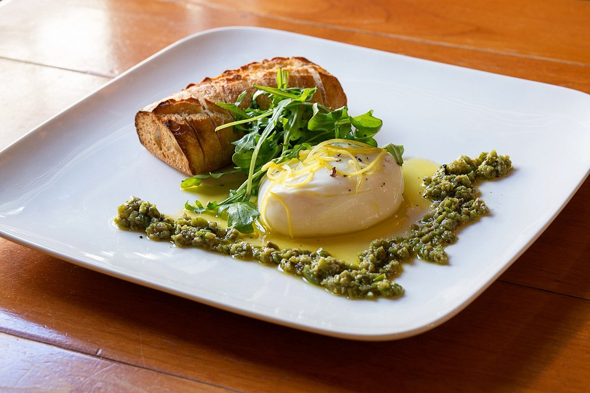 https://dynamic-media-cdn.tripadvisor.com/media/photo-o/25/ef/95/ec/burrata-cheese-with-green.jpg?w=1200&h=-1&s=1