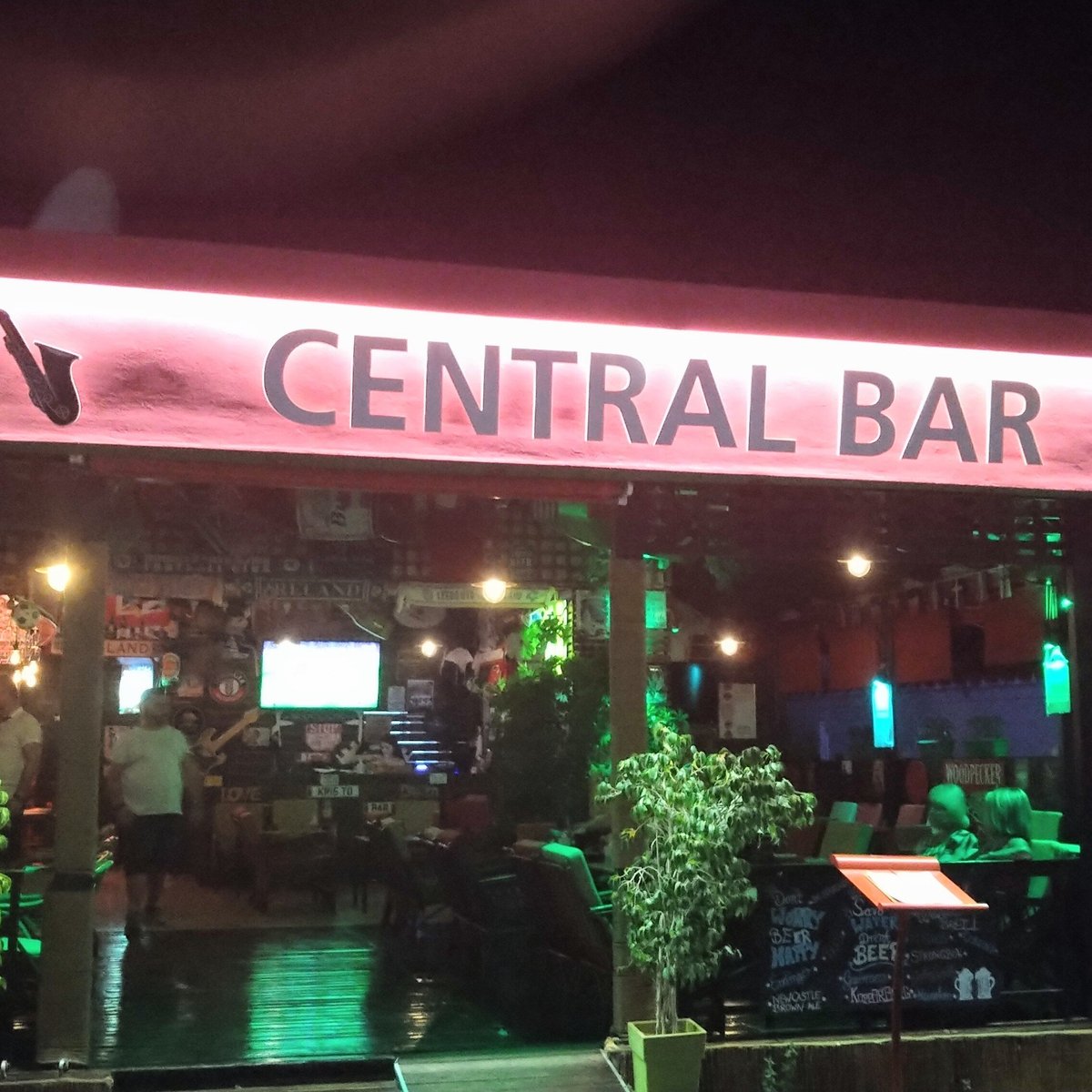 CENTRAL BAR (Gouves) - Qué SABER antes de ir (2025)