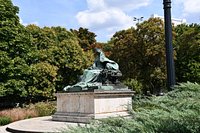 STATUE OF QUEEN ELIZABETH (Budapest) - All You Need to Know BEFORE You Go