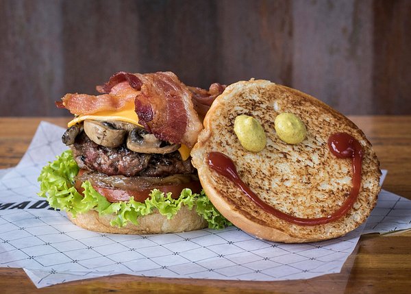 12 Best Burgers in Medellín: Best Burger Places in the Aburrá Valley