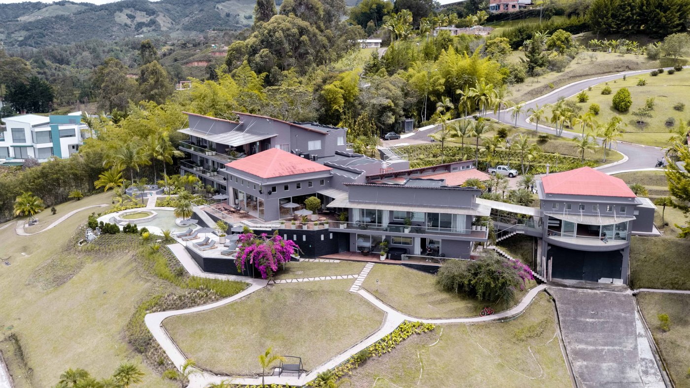 TAU HOUSE desde $ 550.000 (Guatapé, Colombia) - opiniones y comentarios ...