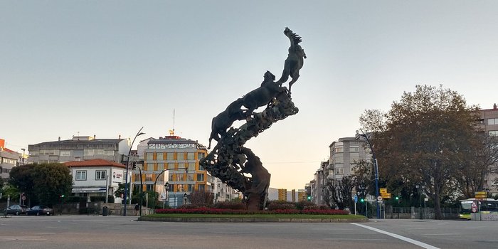 Imagen 8 de Monumento a los Caballos