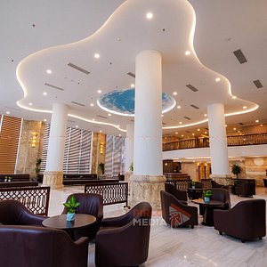 Ha Long Dream Hotel Lobby Bar