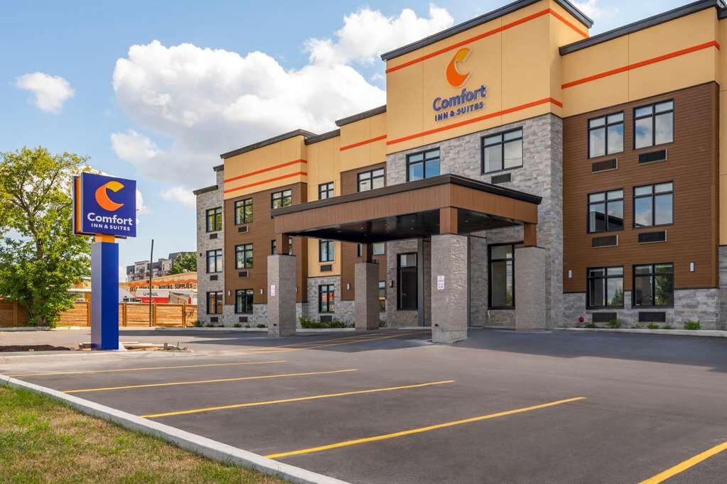 Comfort Inn Suites UPDATED 2024 Prices Reviews Photos   Hotel Exterior 