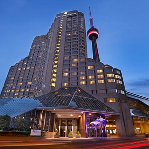Welcome to our 4-diamond luxury downtown Toronto hotel