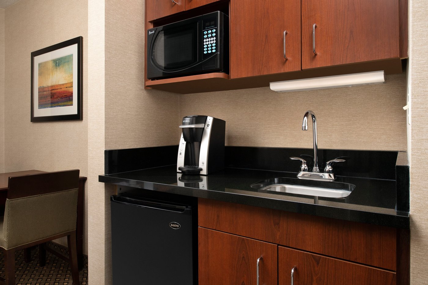 HOLIDAY INN EXPRESS & SUITES CHAMBERSBURG $111 ($̶1̶2̶5̶) - Updated