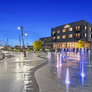 Hotel Indigo Seattle Everett Waterfront at Dusk
