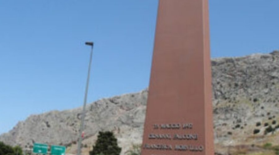 LA STELE 