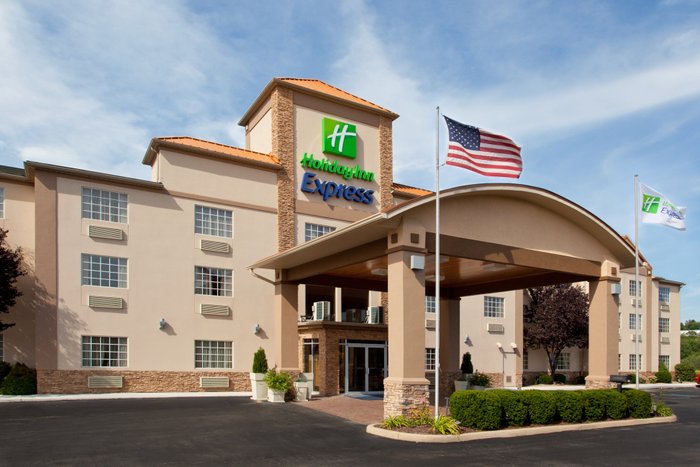 HOLIDAY INN EXPRESS MURRYSVILLE-DELMONT - Prices & Motel Reviews (PA)